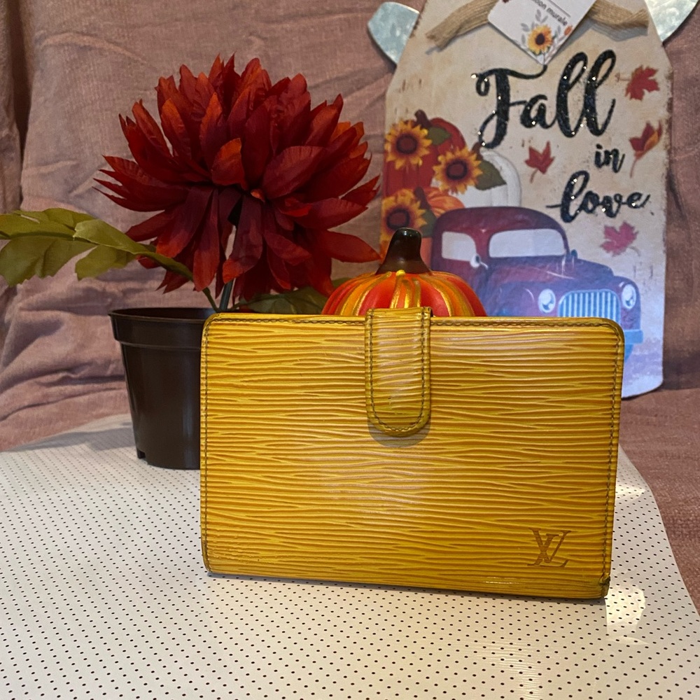 Louis Vuittan Epi wallet.  Good condition.